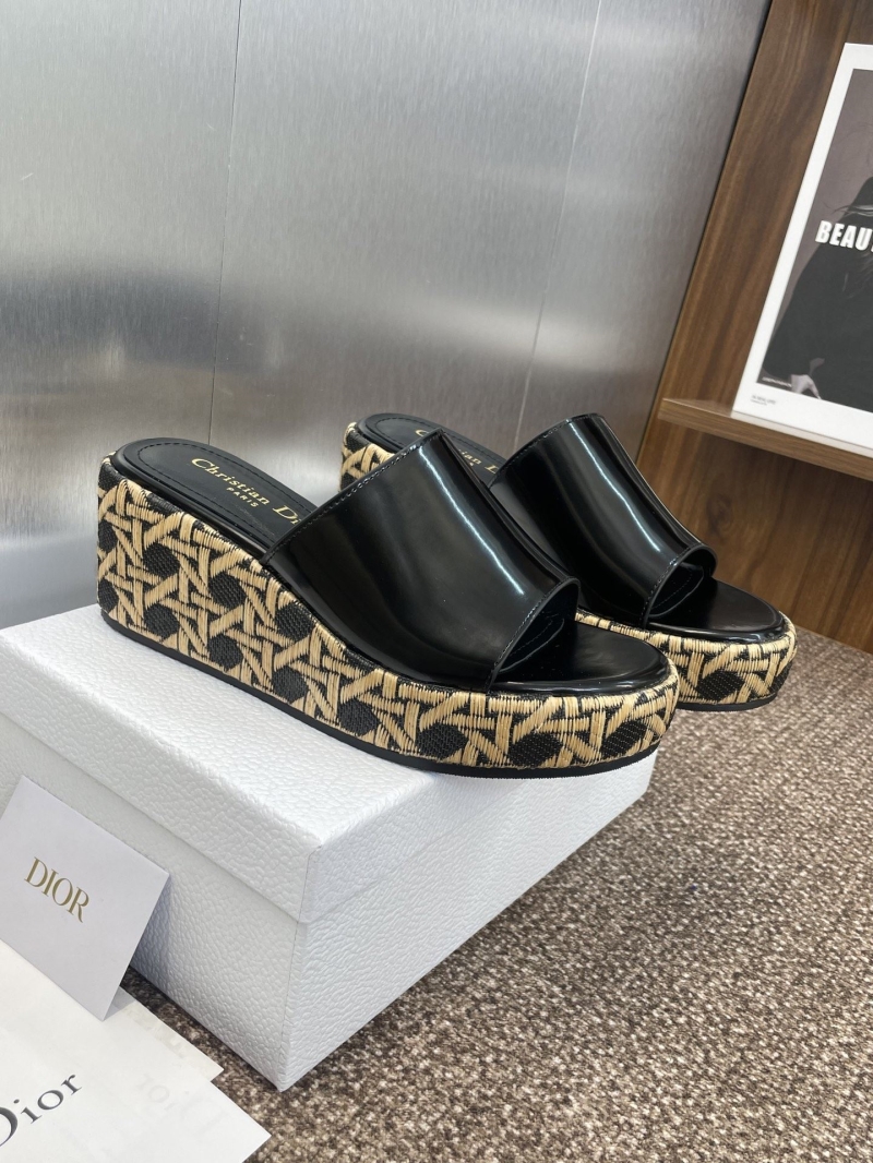 chr1st1an D10r slippers